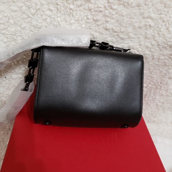 Valentino Garavani Stud Sign Leather Shoulder Bag - Picture 4 of 12